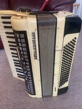 Piano accordion Royal Standard