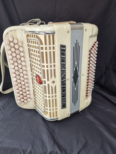 Italian chromatic accordion - ,