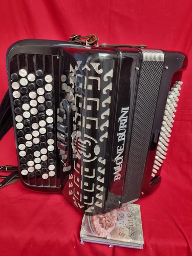 Italian chromatic accordion - italian,
