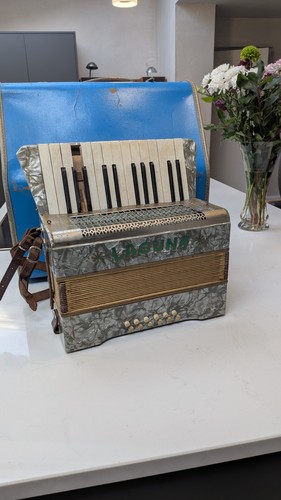 Vintage laguna key bass - vintage, 25