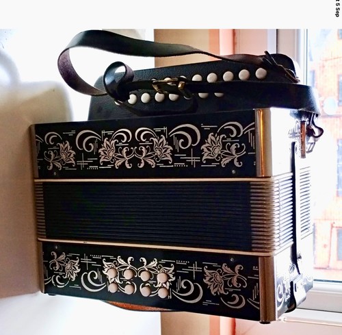 Button accordion gdr - accordion,