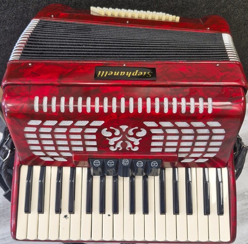 Stephanelli accordion - stephanelli,