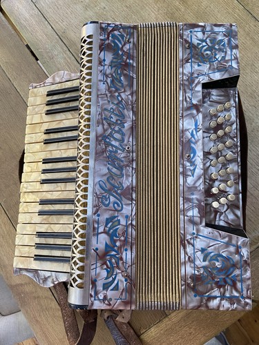 Bass scarlatti accordion - bass,