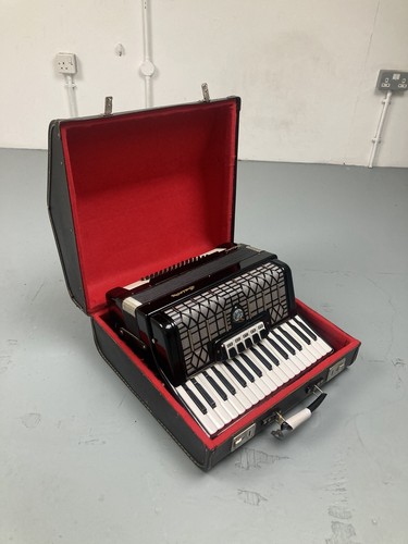 Galotta ideal piano accordion - ideal,