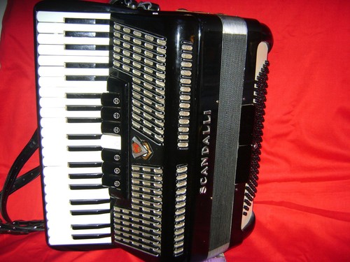 Scandalli 120 bass accordion - scandalli,
