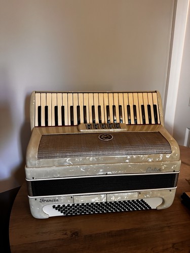 Calvi piano accordion - calvi,